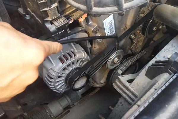 榆阳转速传感器的工作原理是什么？